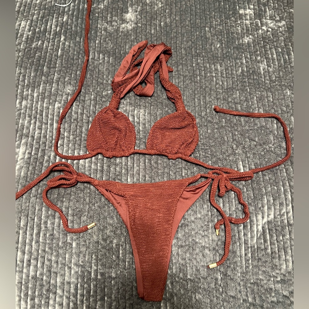 Monday swimwear- crinkle style: tulum top (s/m) and Palma bottoms (small)